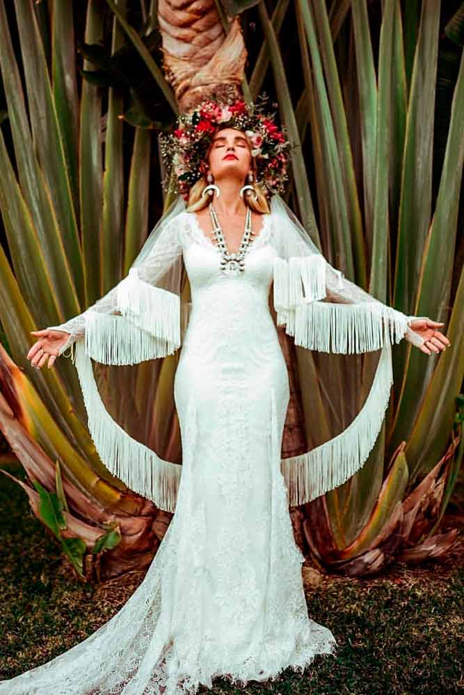 Boho Style Of Wedding Dress #bohoweddingdress #bohemianstyle