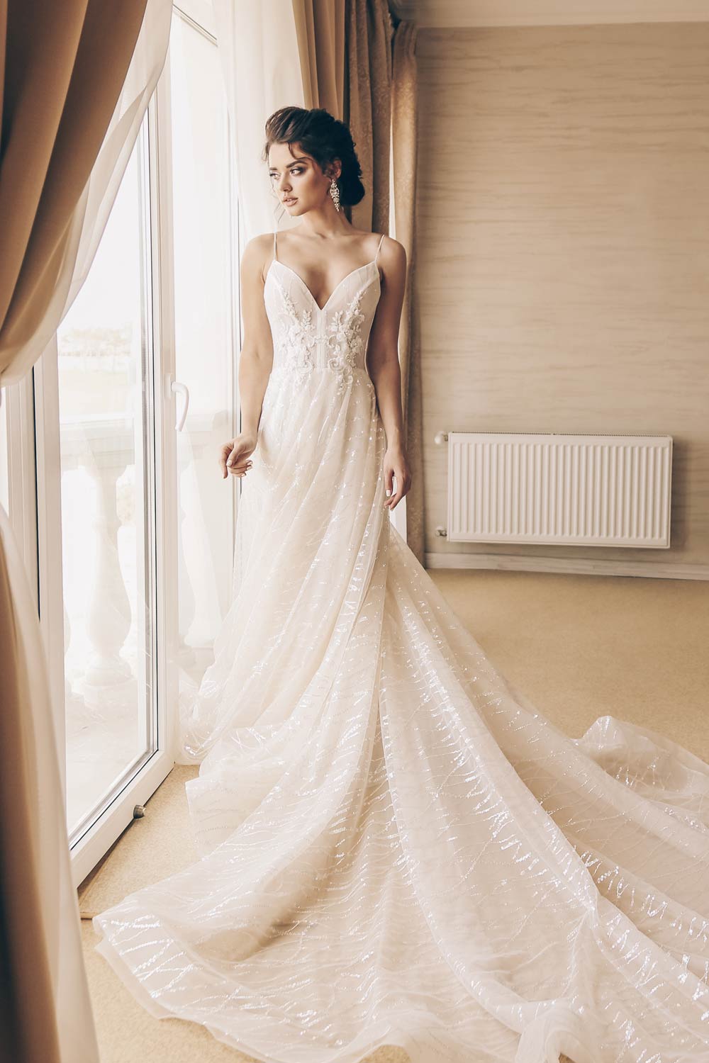 Long Traditional Dress for Beach Wedding