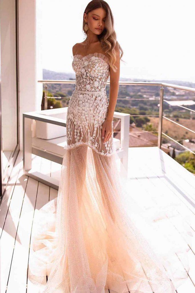 Sexy Strapless Wedding Dress #straplessdress #sexydress
