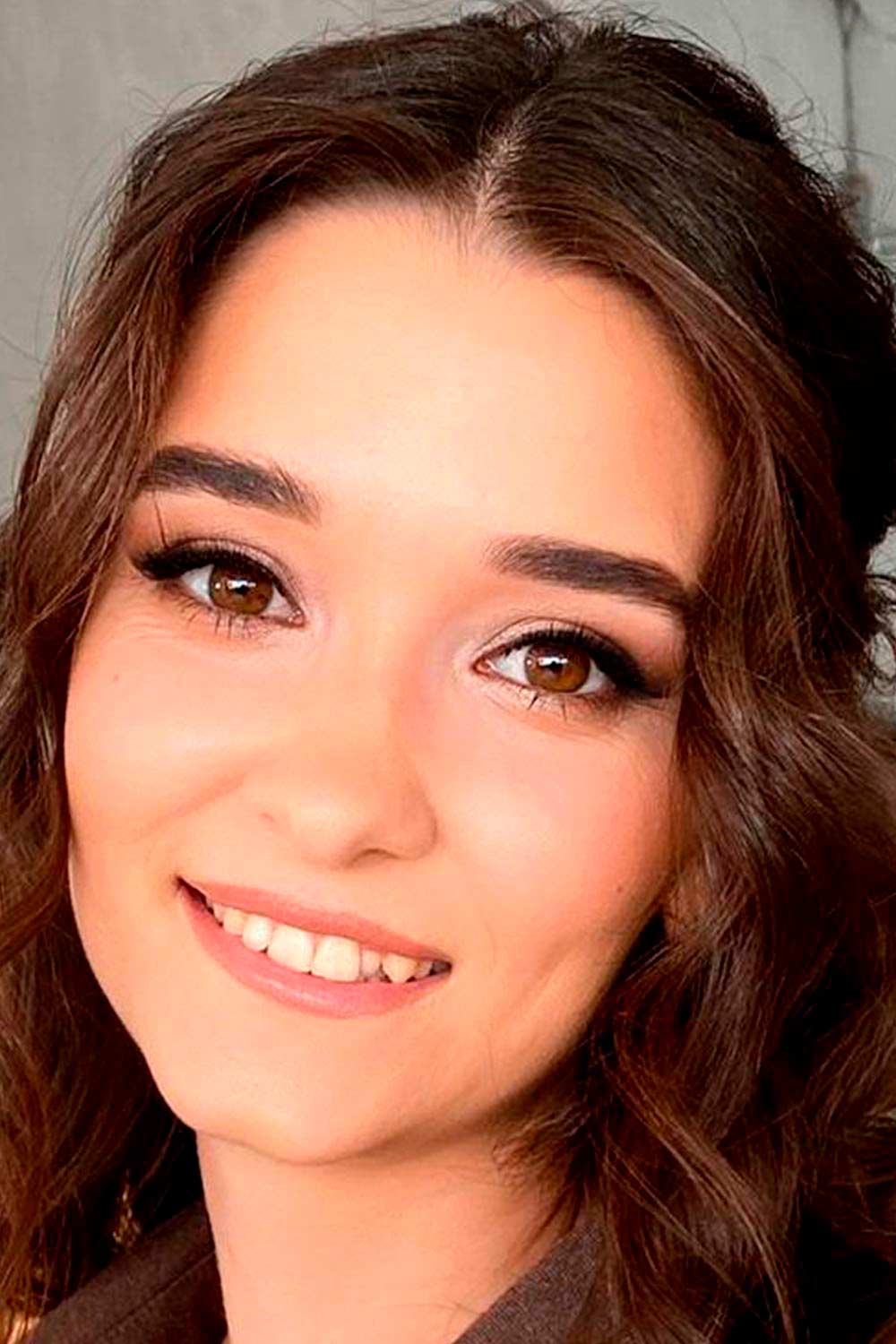 What Do I Need For A Natural Makeup Look?