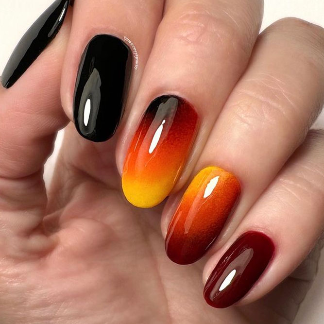 Burgundy Gradient Nails Art