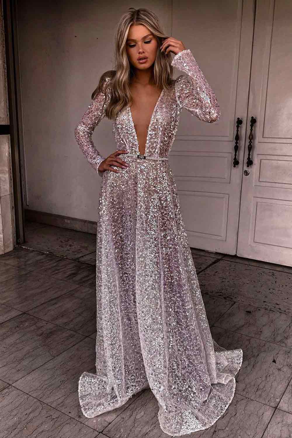 Luxurious Long Christmas Dresses