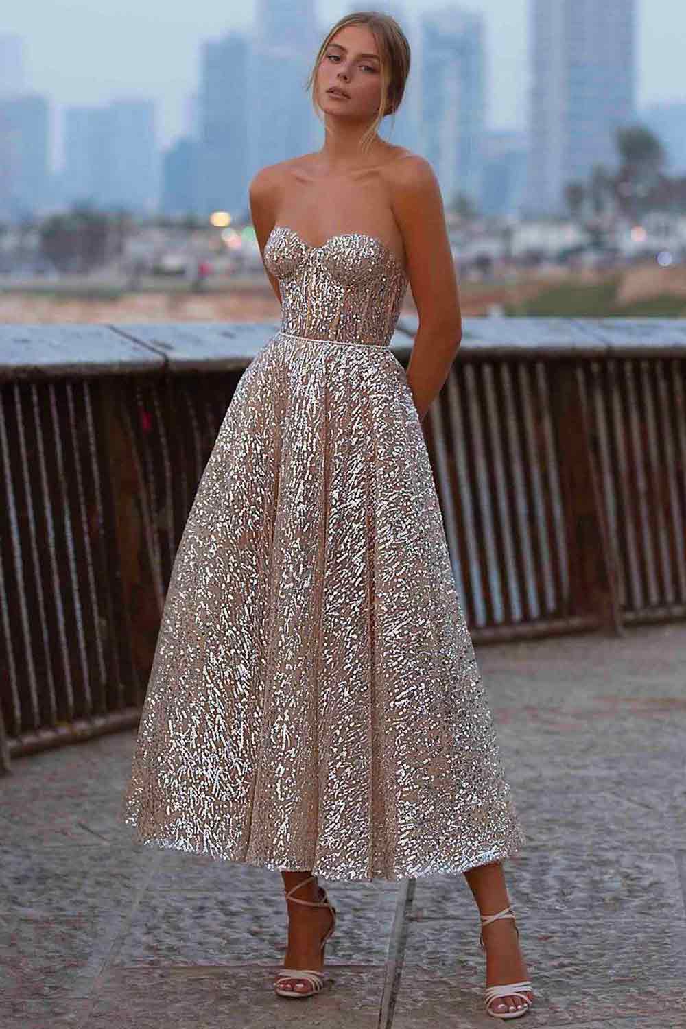 Luxurious Long Christmas Dresses