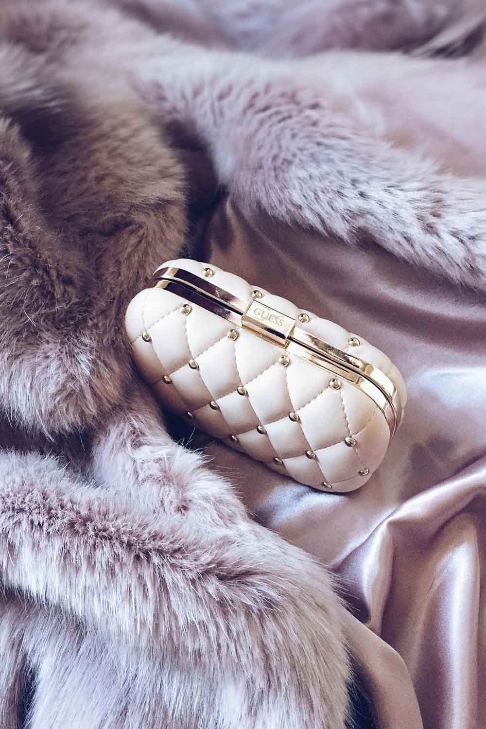 Festive Clutches For Your Perfect Christmas Look