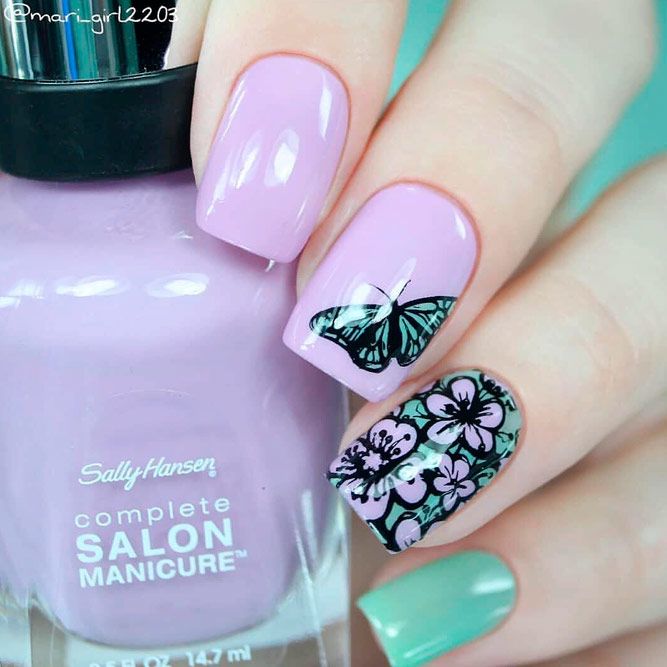 Spring Flowers With Butterfly #springnails #flowersnails