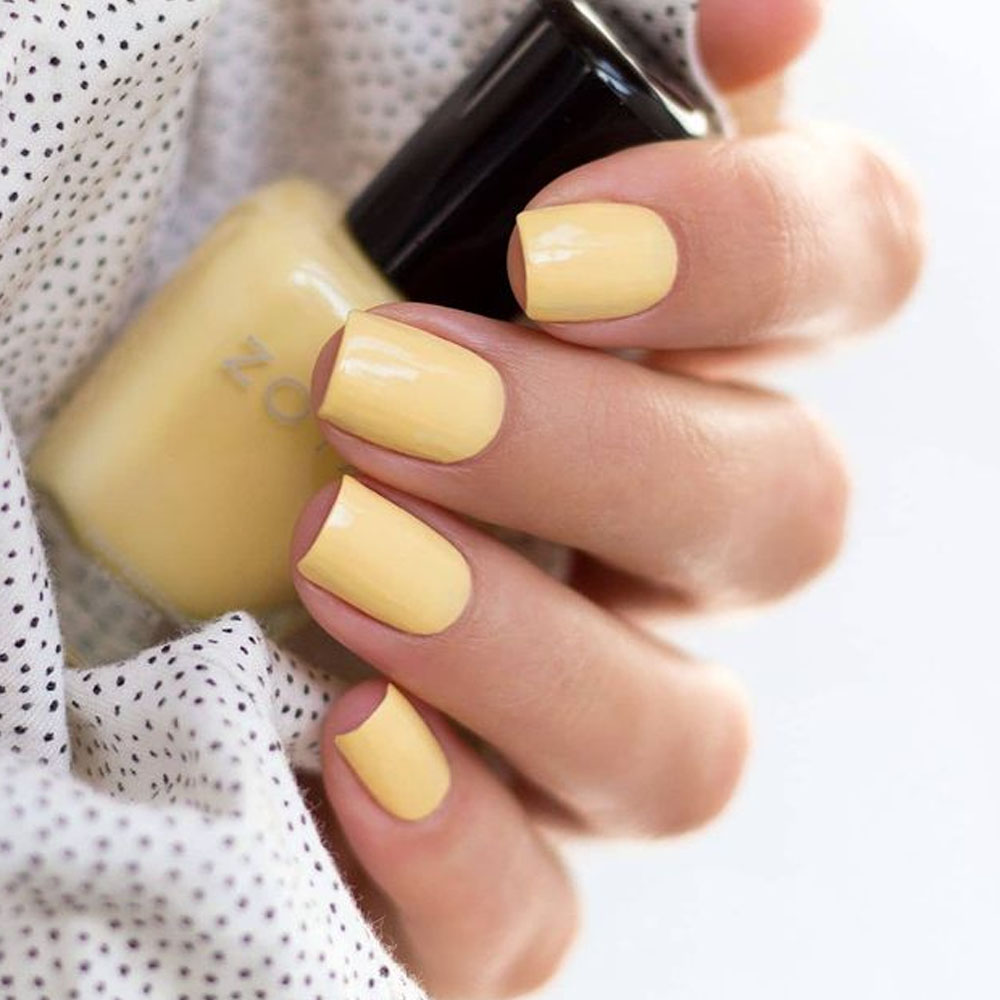 Canary Yellow Autumn Nails