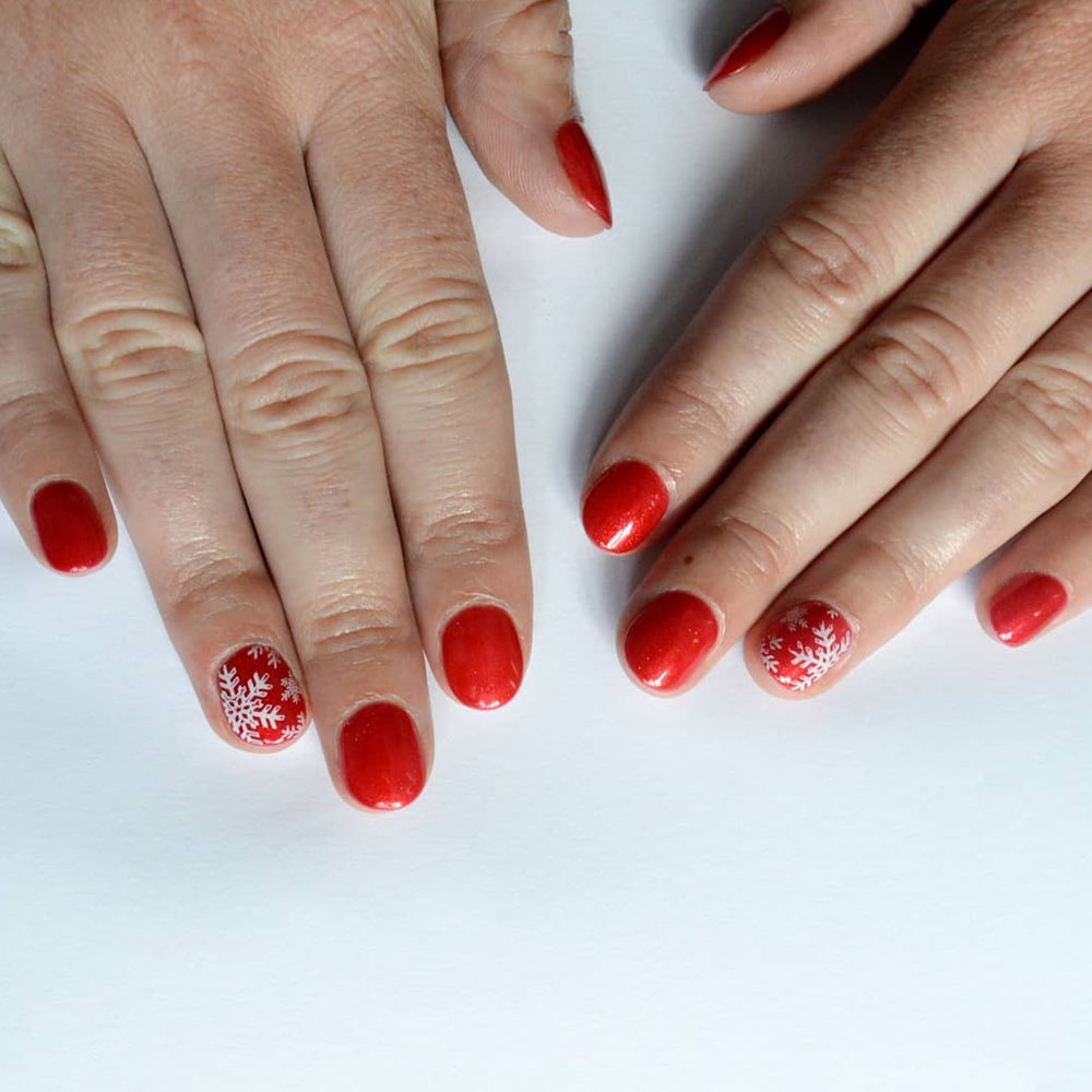 Snowflakes Nails & Red Base