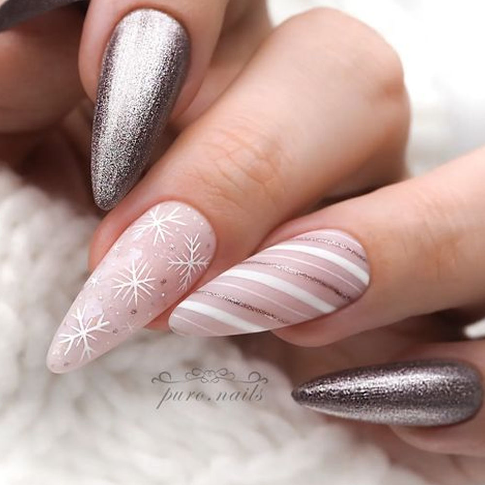 Snowflakes On Long Nails