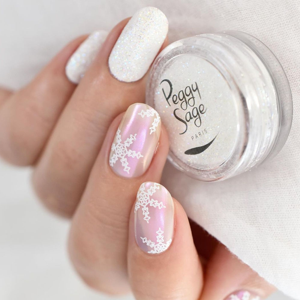 Pearl Winter Snowflake Nails