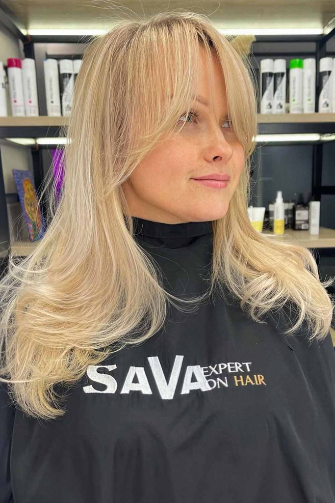 Long Layered Wavy Haircut with Cute Bangs #longhaircuts #layeredhair