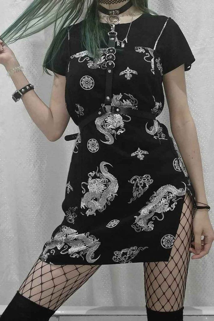 Short Skirt Over The T-Shirt With Stockings