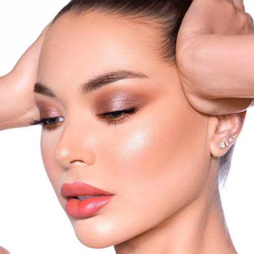 How Do You Apply Basic Makeup?