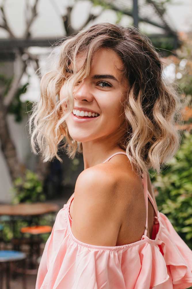 Superb Medium Length Hairstyles For An Amazing Look