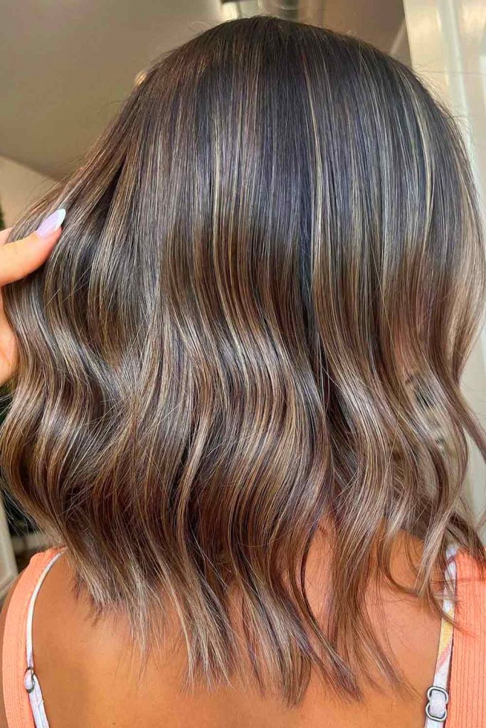 Wavy Shoulder-Length Cuts
