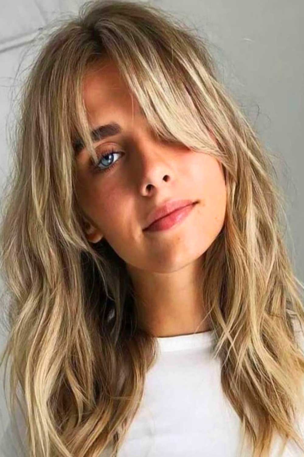 Shaggy Layers With Long Bang