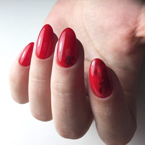 Red Nail Colors for Trendy Look Picture 2