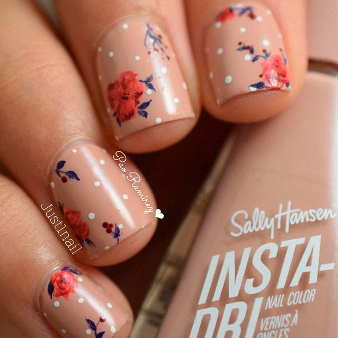 Short Square Nails With Flowers #shortnails #squarenails #flowersnails