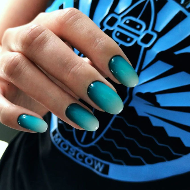 Turquoise Ombre Mani