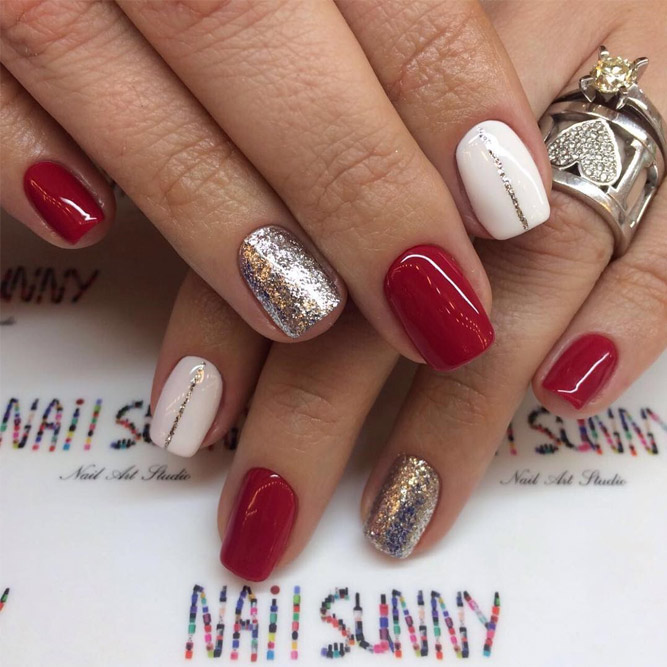 Glitter Winter Nail Ideas
