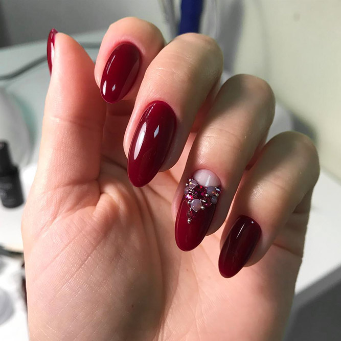 Half Moon Design for Red Nails Picture 3
