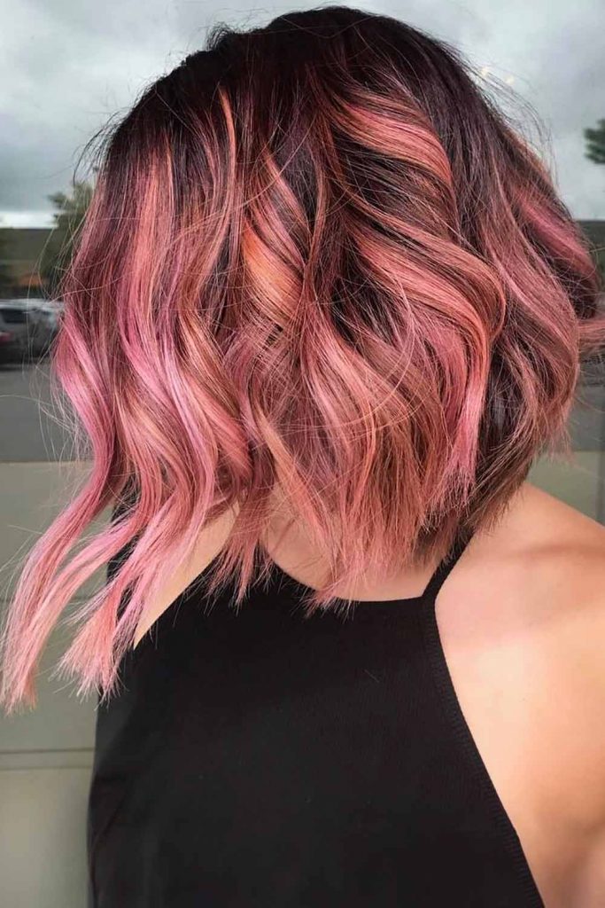 Messy Rose-Gold Hair #layeredbob #bobhaircut #layeredhair