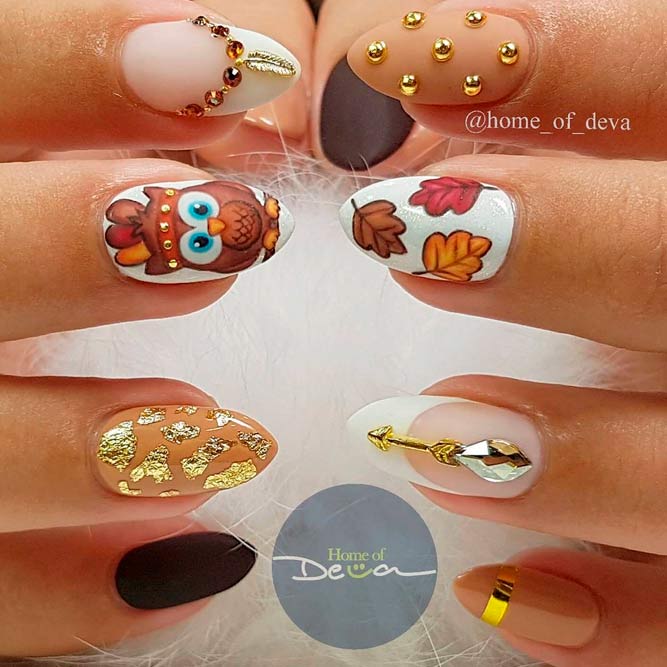 Funny Turkey Nail Design #mattenails #rhinestonesnails #fallnails