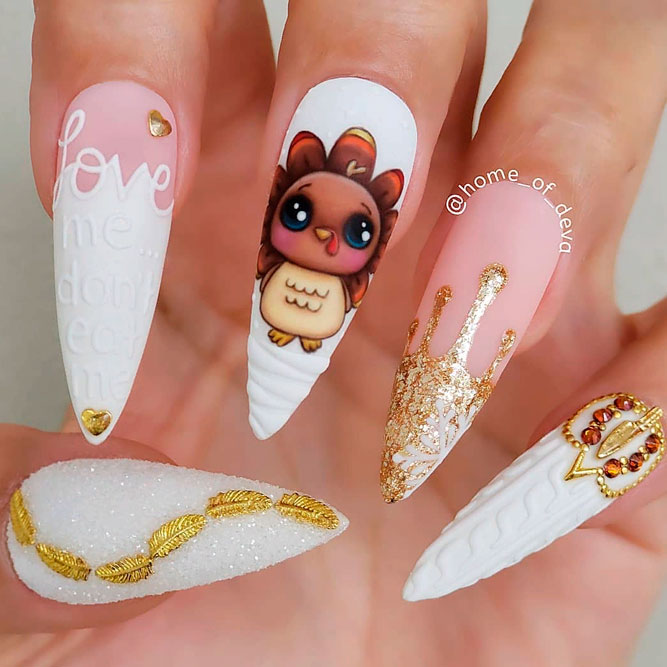 Cute Turkey Nail Art ddesign #handpaintednails #rhinestonesnails #mattenails