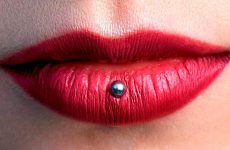 Ashley Piercing Which Talks, Even With Closed Lips