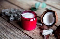 TOP Benefits Of Using Coconut Oil for Hair And Skin