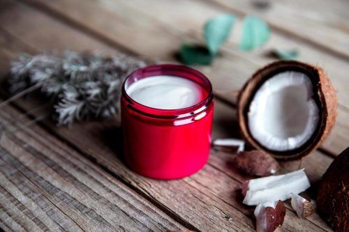 TOP Benefits Of Using Coconut Oil for Hair And Skin