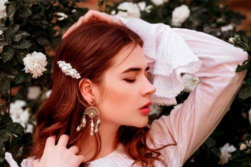 Exquisite Hair Clips For Your Irresistible Everyday Look
