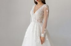 Magical Long Sleeve Wedding Dresses For Your Wedding