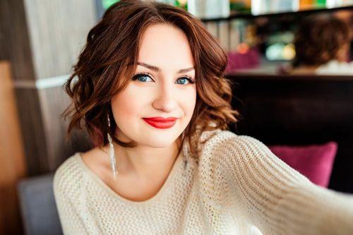 Superb Medium Length Hairstyles For An Amazing Look