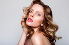 How To Choose The Perfect Lip Gloss For Your lips