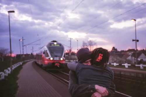 Relationship Quotes That Shows Love Knows No Distance