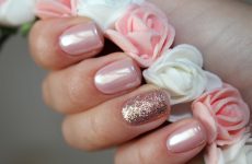 Rose Gold Nails: How To Pull Off The Trendiest Manicure Color