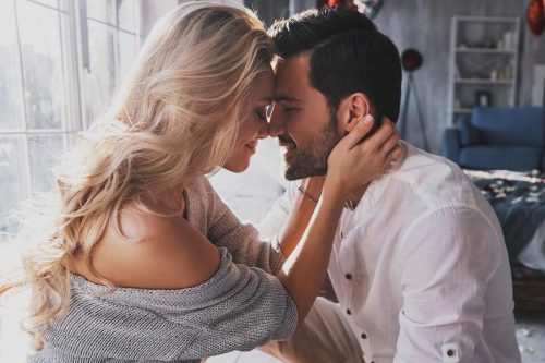 Simple Tips On How To Make Him Want You - Infographic
