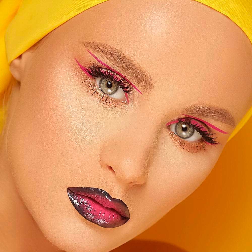Stunning Makeup Ideas With Purple Gloss