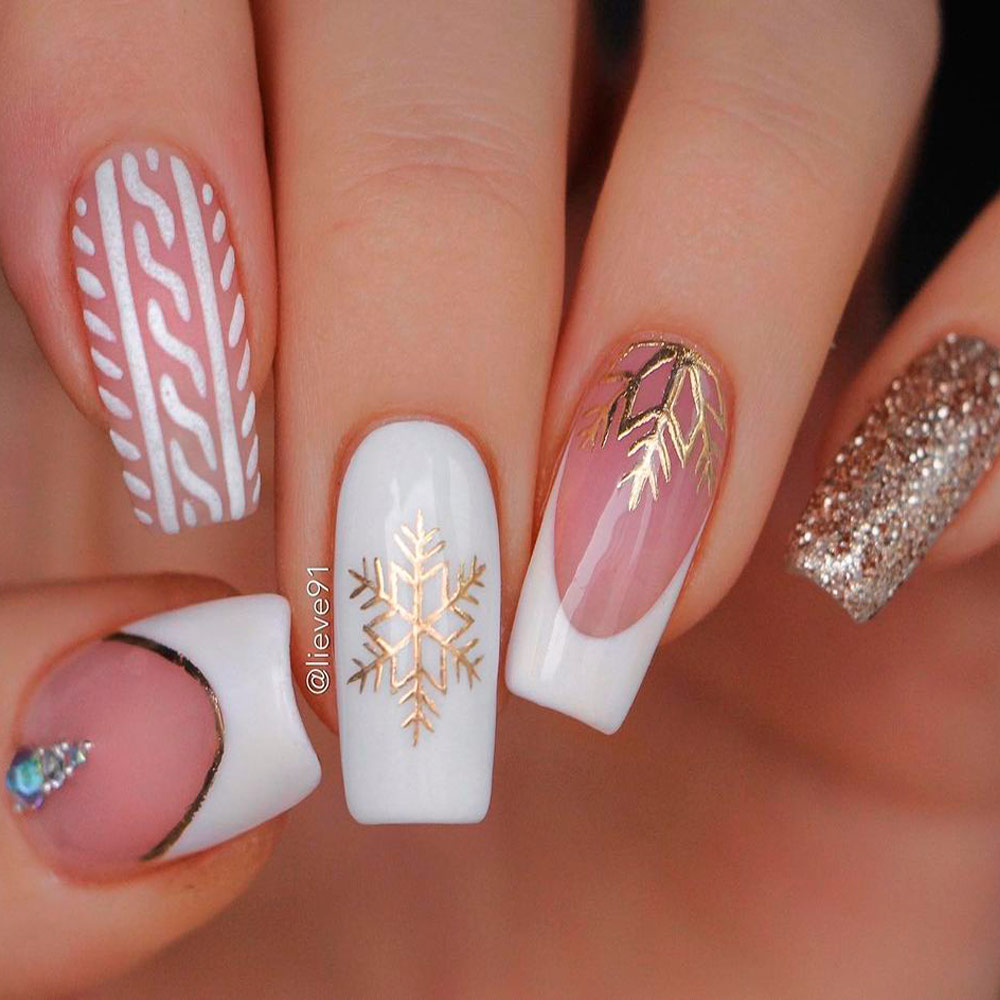 Cool Snowflakes Nail Designs