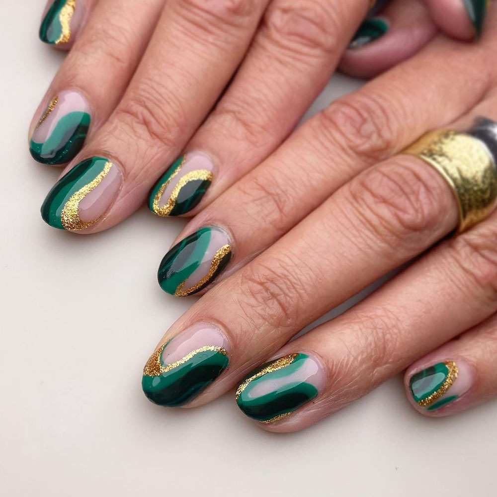 Green and Gold Winter Nails