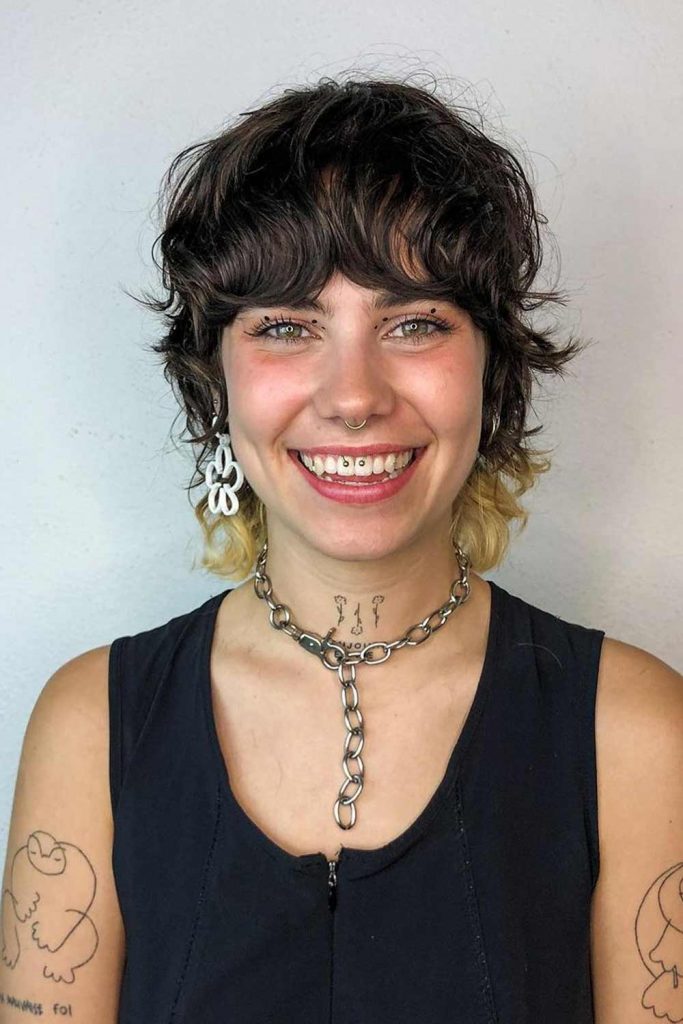 Choppy Wolf Cut with Highlighted Ends 