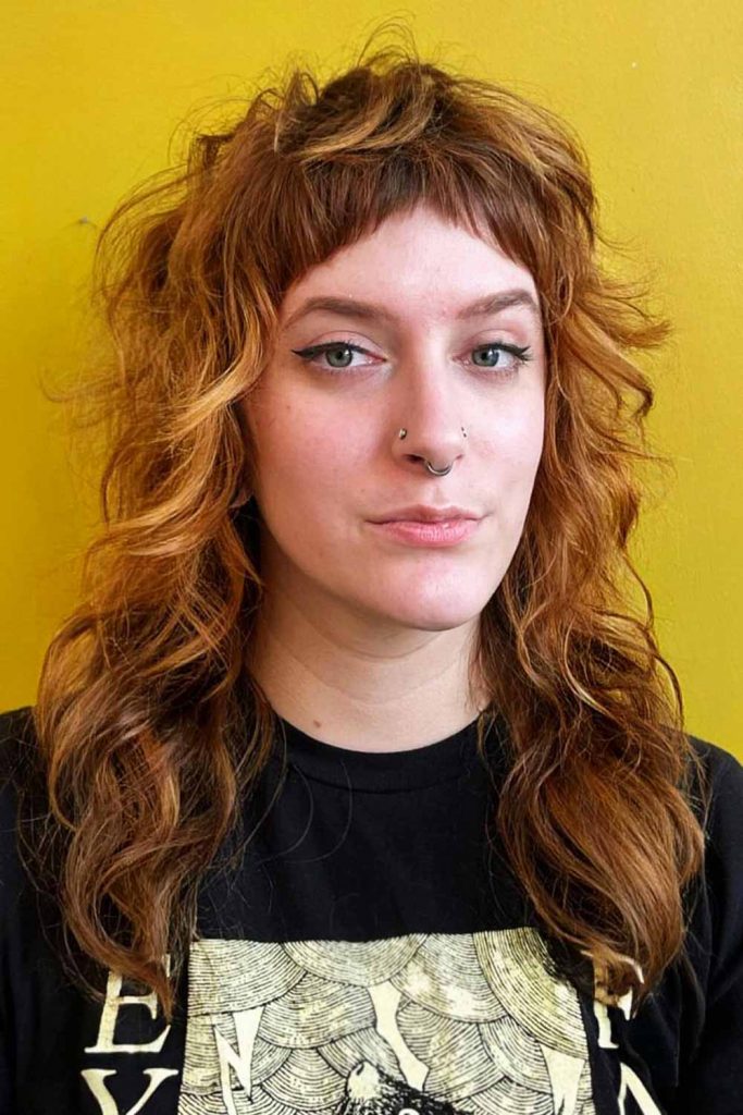 Medium Wolf Cut with Uneven Baby Bangs #wolfcuthairstyles #wolfcuthair #wolfcut